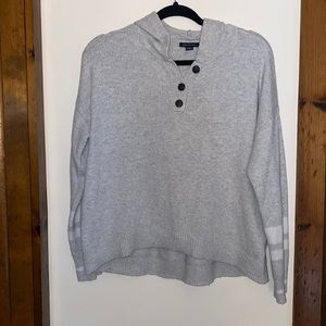 American Eagle sweater!! Size medium
